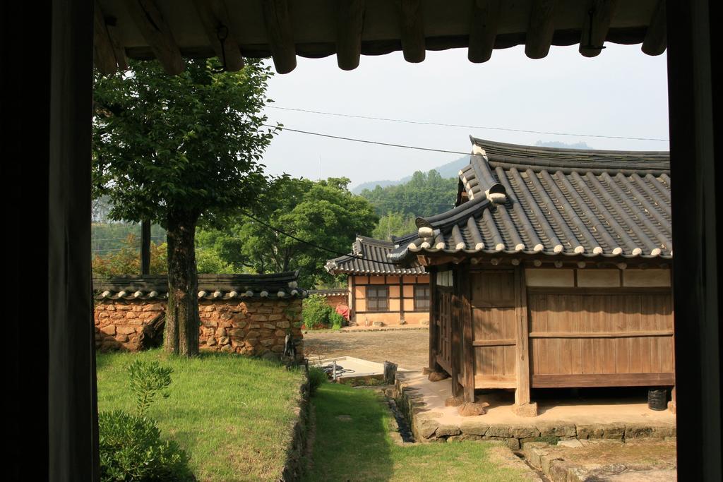Jinrae Lee'S Traditional House Boseong Екстер'єр фото