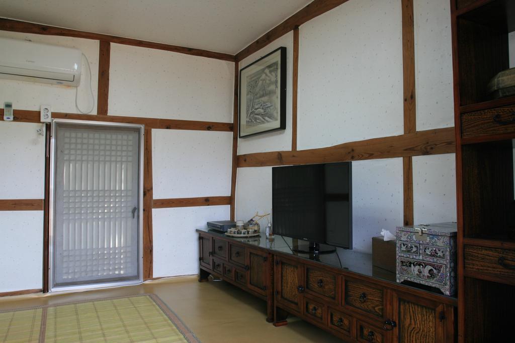 Jinrae Lee'S Traditional House Boseong Екстер'єр фото
